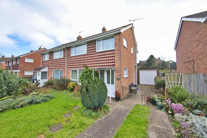 3 Bedroom Semi Detached House For Sale In Lister Close, Deal, Kent, CT14