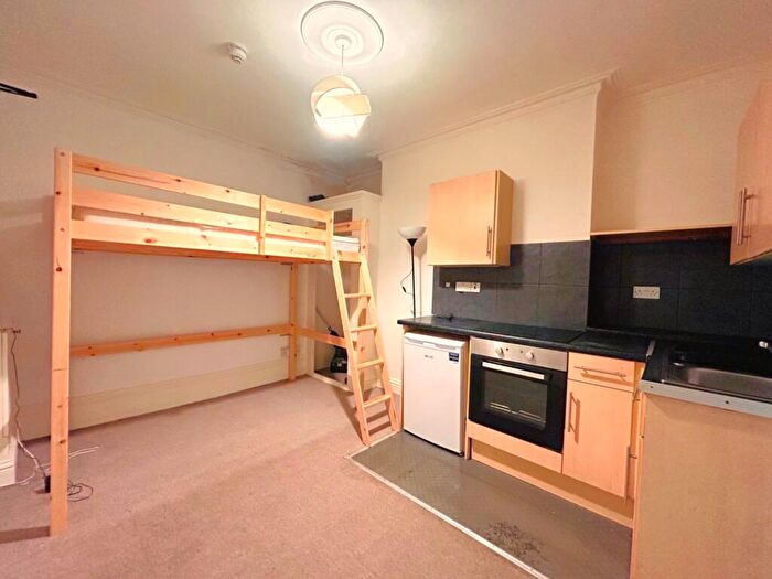 Apartment To Rent In Charlotte Street, Brighton, BN2