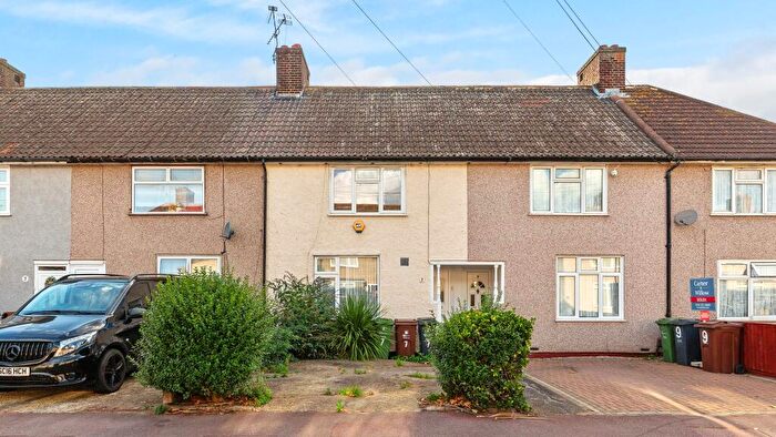 2 Bedroom Terraced House For Sale In Canonsleigh Road, Dagenham, RM9