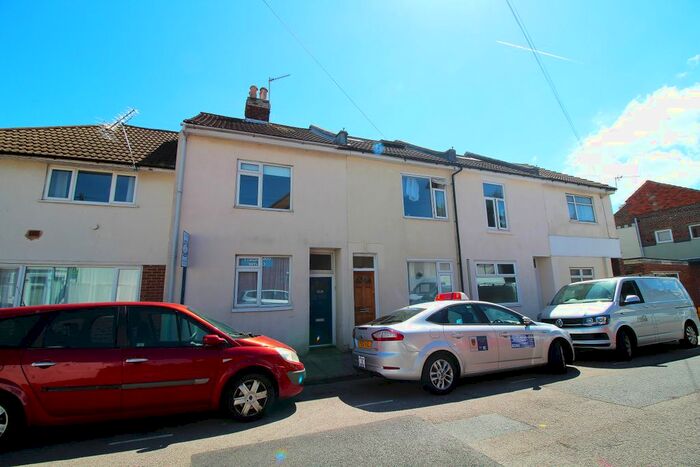 5 Bedroom Terraced House To Rent In Fawcett Road, Southsea, PO4