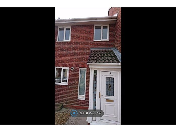 2 Bedroom Semi Detached House To Rent In King Edward Court, Bournemouth, BH9
