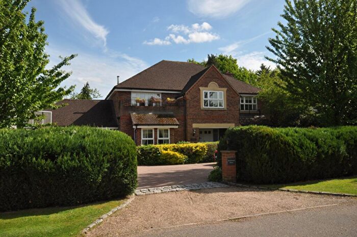 5 Bedroom Detached House For Sale In Broomfield Park, Ascot, SL5