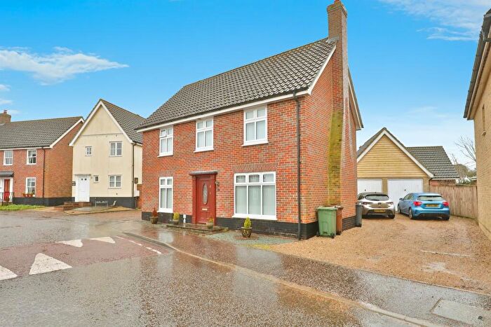 3 Bedroom Detached House For Sale In Springfield Way, Hingham, Norwich, NR9