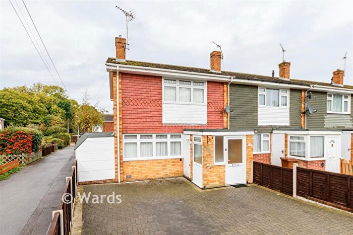2 Bedroom End Of Terrace House For Sale In Fane Way, Parkwood, Gillingham, Kent, ME8