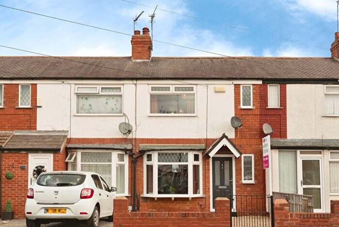 2 Bedroom Terraced House For Sale In Westlands Road, Hull, HU5