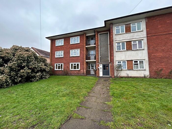 2 Bedroom Flat To Rent In South Road, Stourbridge, DY8