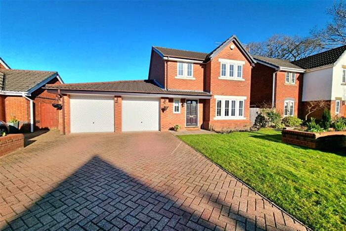 4 Bedroom Detached House For Sale In Radley Close, Sale, M33