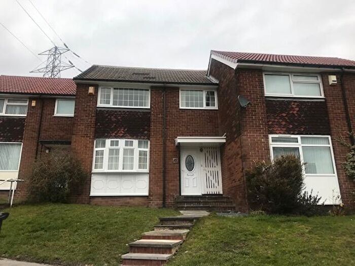 3 Bedroom Terraced House To Rent In Poplar Way, Leeds, West Yorkshire, LS13