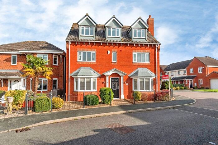 5 Bedroom Detached House For Sale In The Meadows, Cannock, WS11
