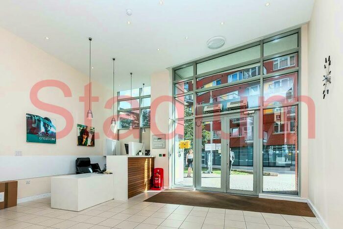 2 Bedroom Apartment To Rent In Vision Development - Energy Rating B, N7