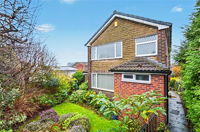 3 Bedroom Detached House For Sale In Leeds Road, Rothwell, Leeds, West Yorkshire, LS26