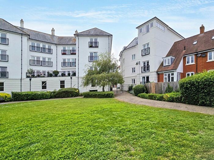 2 Bedroom Flat For Sale In Old Watling Street, Canterbury, CT1