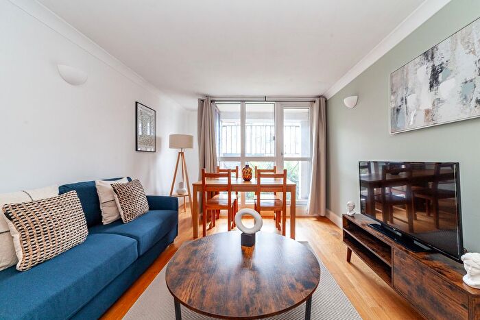 1 Bedroom Flat To Rent In Baltic Place, London, N1
