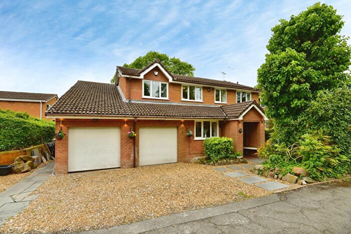 6 Bedroom Detached House For Sale In Dart Close, Alsager, Stoke-On-Trent, Cheshire, ST7