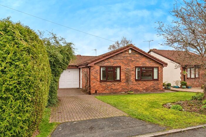 2 Bedroom Bungalow For Sale In Laurel Drive, Willaston, Neston, Cheshire, CH64