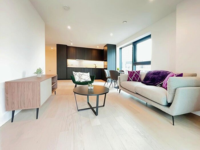 2 Bedroom Apartment To Rent In Hawksbury Heights, London, SE17