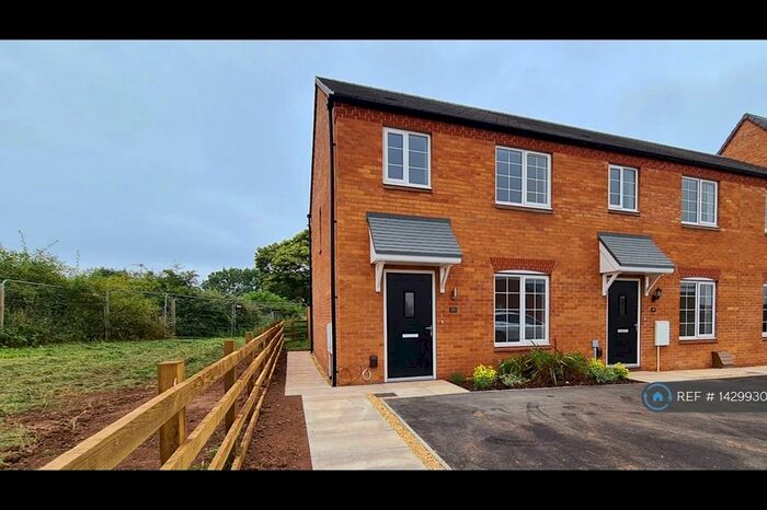 3 Bedroom End Of Terrace House To Rent In Fowler Road, Edwalton, Nottingham, NG12