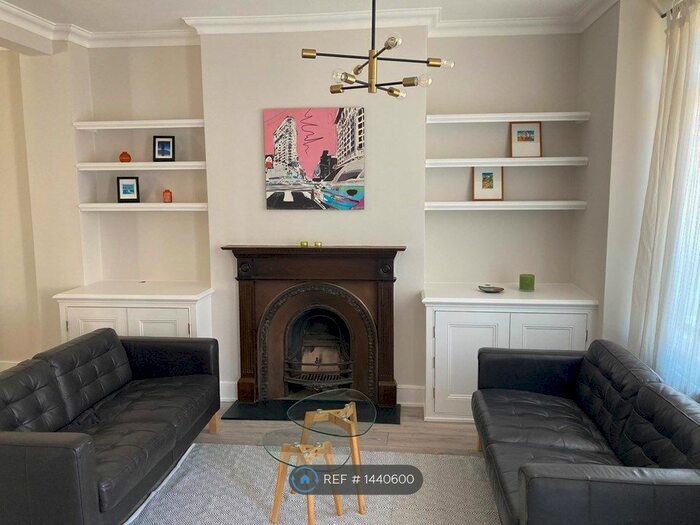 3 Bedroom Terraced House To Rent In Thorpebank Road, London, W12