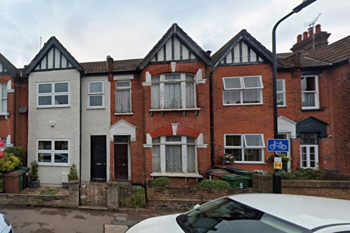 3 Bedroom Terraced House For Sale In Pretoria Road, Chingford, London, E4