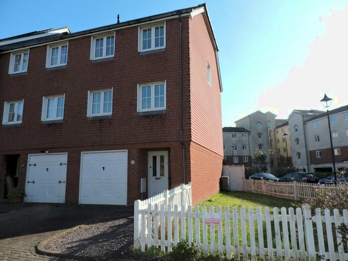 3 Bedroom End Of Terrace House To Rent In Macquarie Quay, Sovereign Harbour North, Eastbourne, East Sussex, BN23