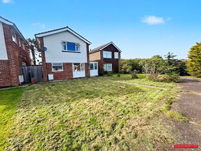 3 Bedroom Detached House For Sale In Seven Sisters Road, Eastbourne, BN22