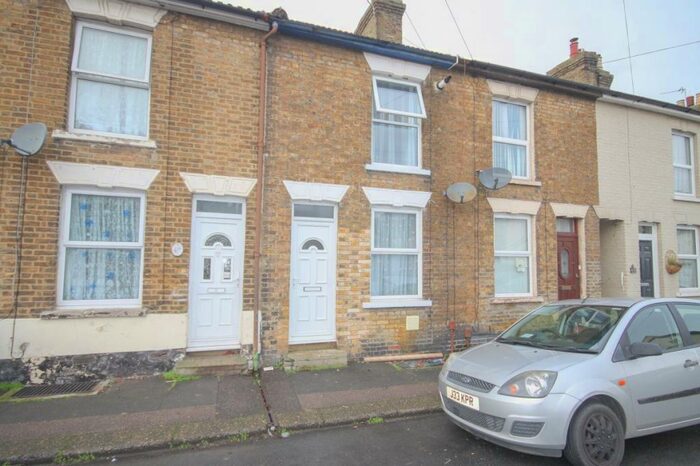 3 Bedroom House To Rent In Unity Street, Sittingbourne, ME10