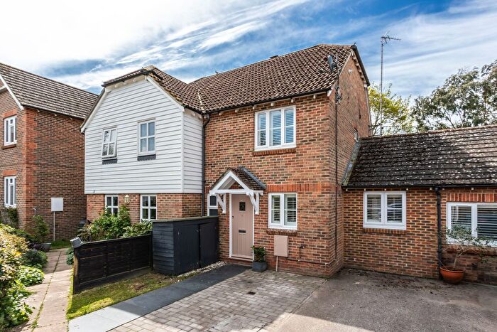 2 Bedroom Property For Sale In Trinity Road, Hurstpierpoint, BN6
