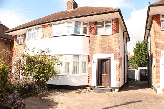 3 Bedroom Semi-Detached House To Rent In Ferncroft Avenue, Ruislip, HA4