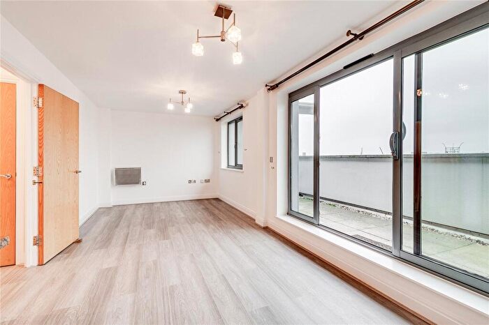 2 Bedroom Flat To Rent In Regents Park Road, Primrose Hill, NW1