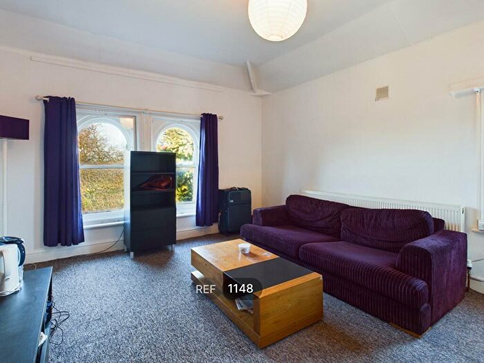 1 Bedroom Apartment To Rent In Pearson Park, HU5