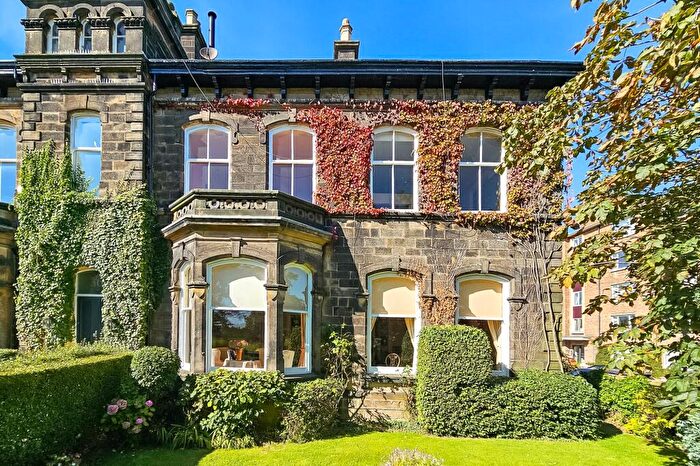 3 Bedroom Flat For Sale In York Place, Harrogate, HG1