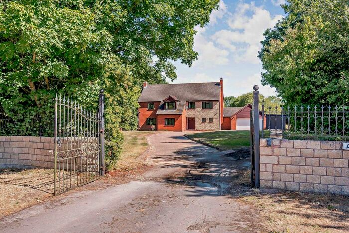 5 Bedroom Detached House To Rent In Lindridge Road, Sutton Coldfield, B75