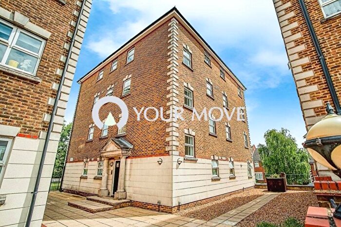 2 Bedroom Flat To Rent In Brook Square, London, SE18
