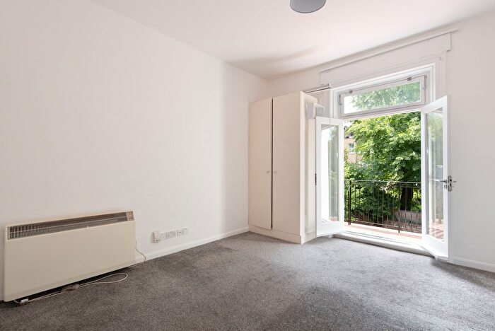 Studio To Rent In Adamson Road, London, NW3