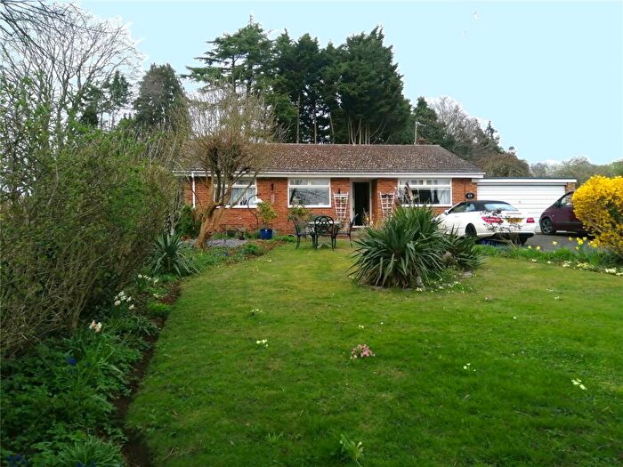 3 Bedroom Detached House For Sale In Quinton Road, Wootton, Northampton, Northamptonshire, NN4