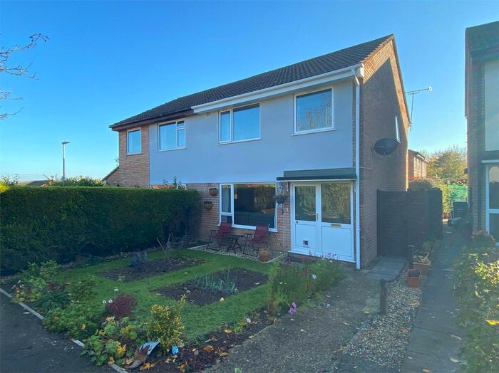 3 Bedroom Semi-Detached House To Rent In Castlemans Road, Taunton, TA1