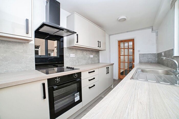 4 Bedroom Terraced House To Rent In New Street, Sutton-In-Ashfield, NG17