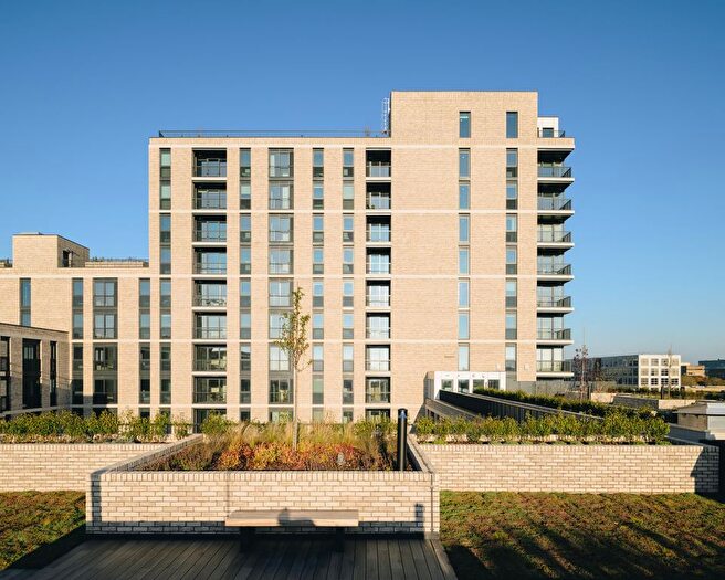 1 Bedroom Property To Rent In Silbury Boulevard, Milton Keynes, MK9