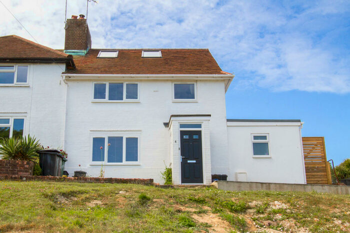 3 Bedroom Semi-Detached House To Rent In Birch Grove Crescent, Brighton, BN1