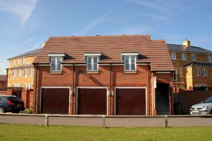 1 Bedroom Property To Rent In Dent Close, Northampton, NN5