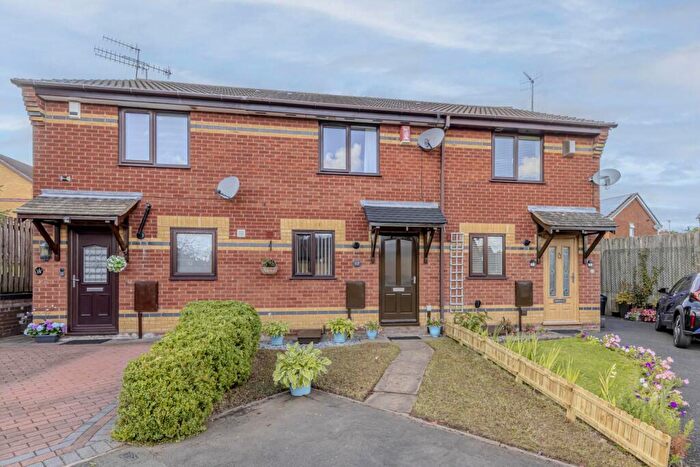2 Bedroom Town House For Sale In Wheatfields, Bradeley, Stoke On Trent, ST6