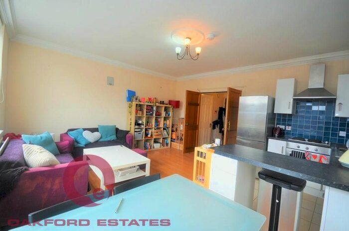 4 Bedroom Flat To Rent In Prince Regent Mews, Euston, NW1