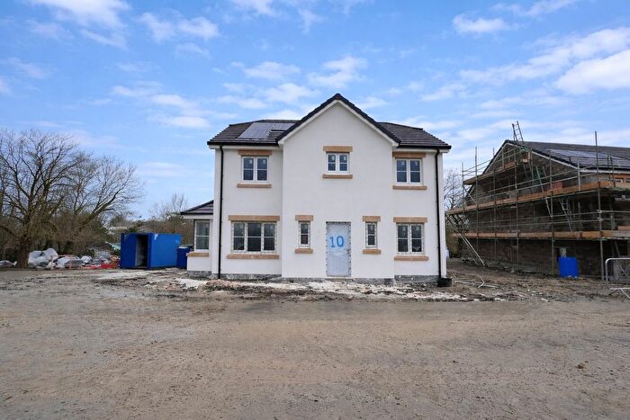 4 Bedroom Detached House For Sale In Caeau Gwynfryn, Llanarth, SA47