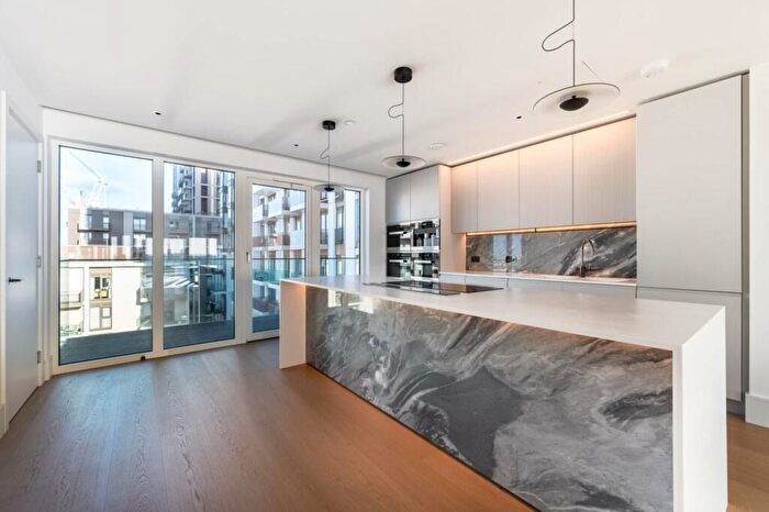 4 Bedroom Flat For Sale In Lincoln Apartments, White City, W12