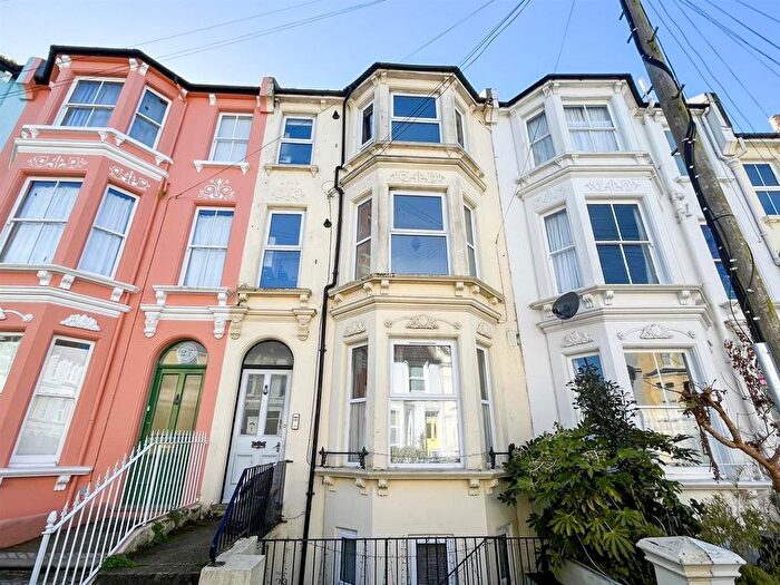 1 Bedroom Flat To Rent In Vicarage Road, Hastings, TN34