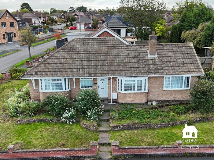 3 Bedroom Bungalow For Sale In Princess Avenue, Oadby, LE2