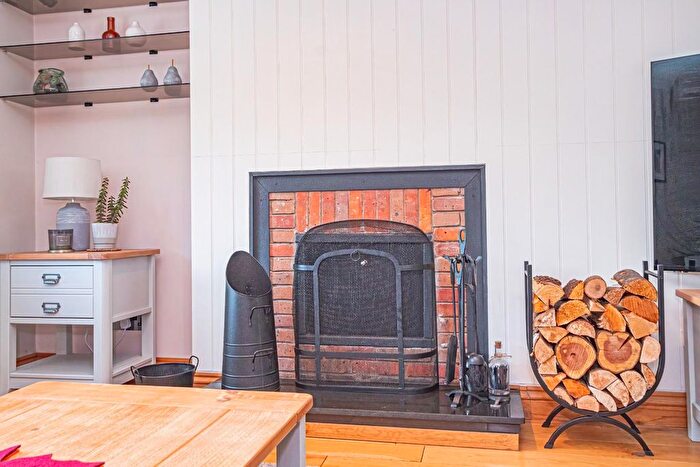 4 Bedroom Detached House For Sale In The Nurseries, Eaton Bray, LU6