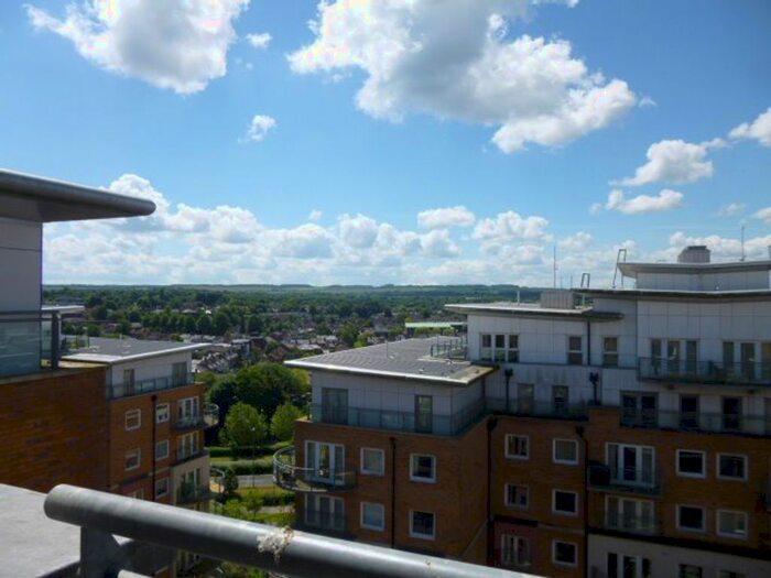 2 Bedroom Flat To Rent In Winterthur Way, Basingstoke RG21