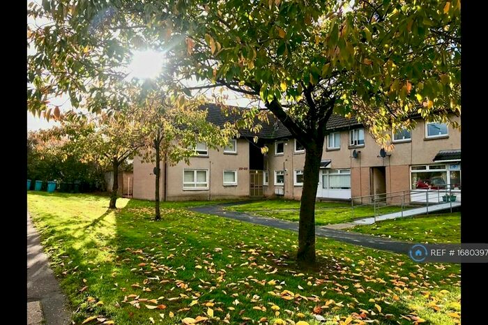 3 Bedroom Flat To Rent In Ettrick Avenue, Bellshill, ML4