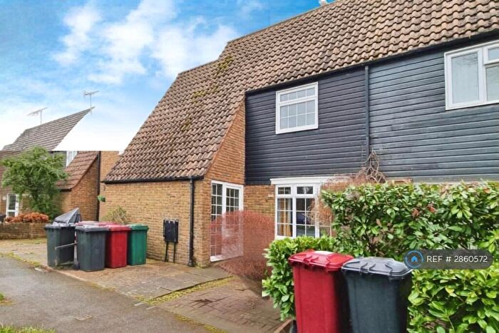 4 Bedroom Terraced House To Rent In Winterbourne Road, Chichester, PO19